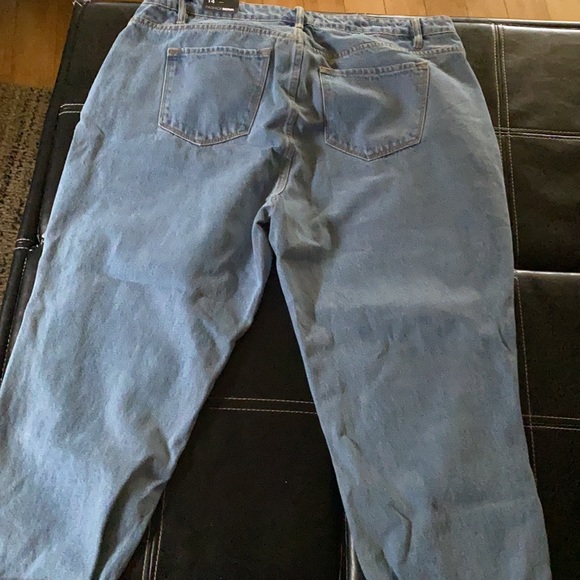 Women Distressed Denim Jeans - Picture 2 of 5
